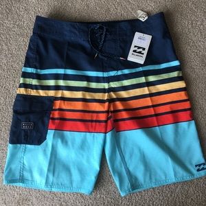 NWT Billabong swim trunks